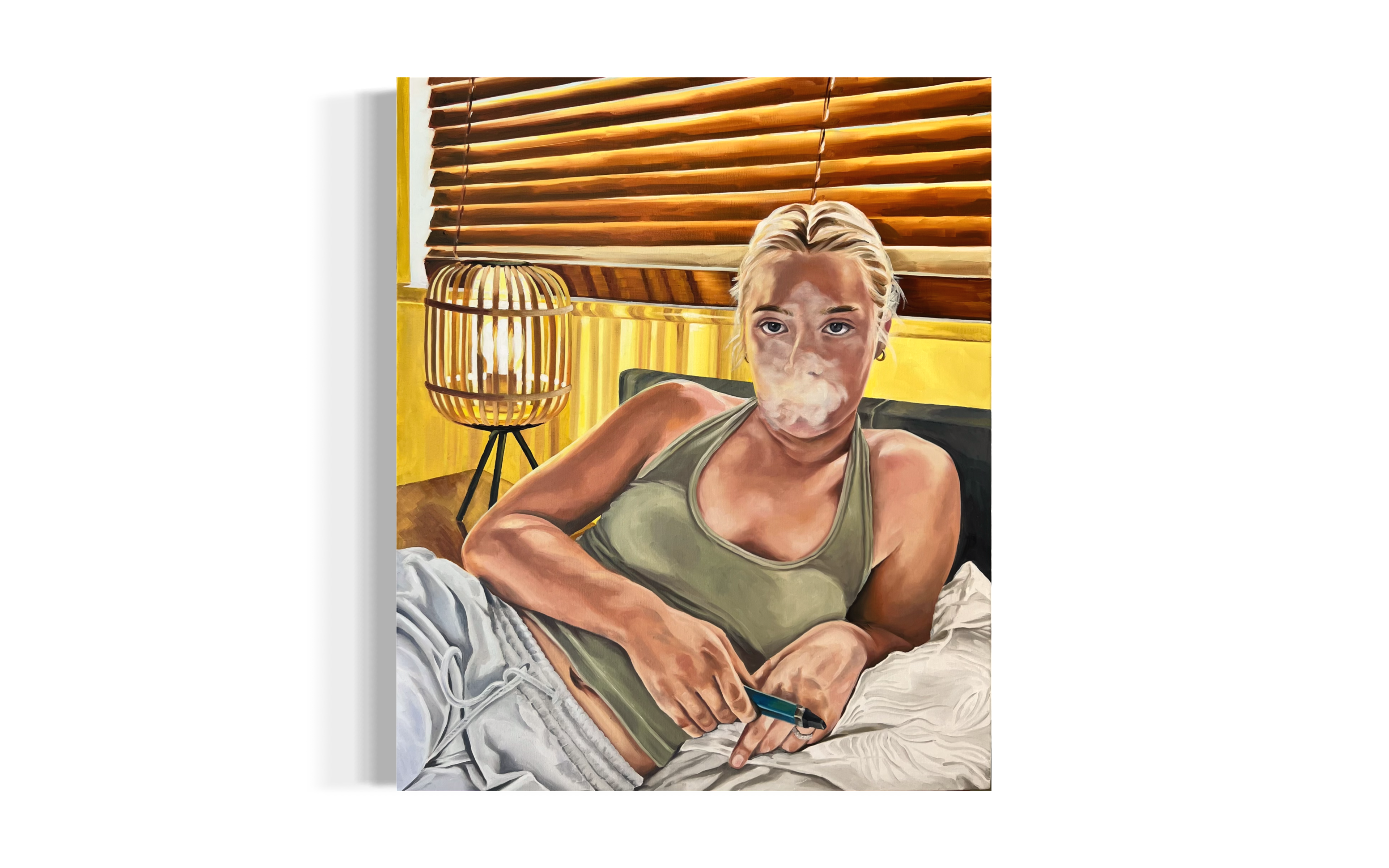 This room smells like fake tan and blueberries